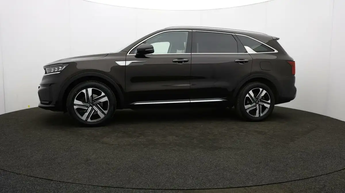 2022-kia-sorento-16-t-gdi-3-226bhp-hev-big-68