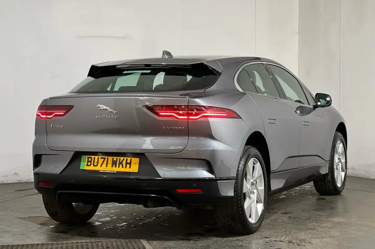 2021-jaguar-i-pace-ev400-se-big-16