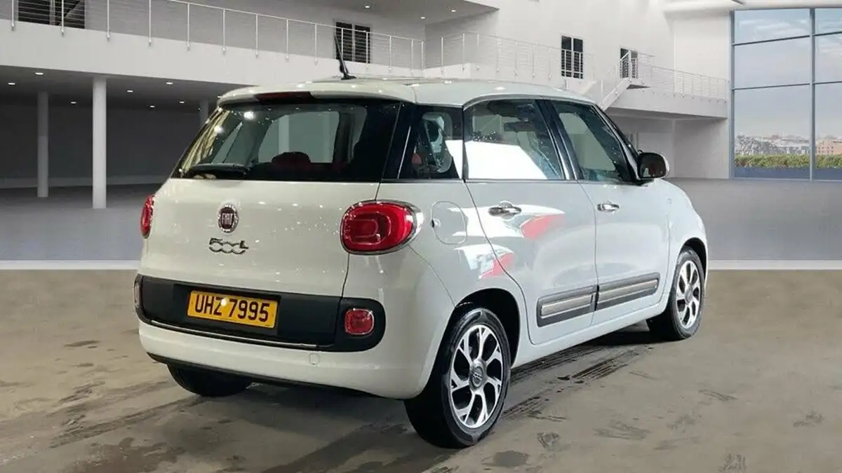 2017-fiat-500l-13-multijet-pop-star-dualogic-big-4