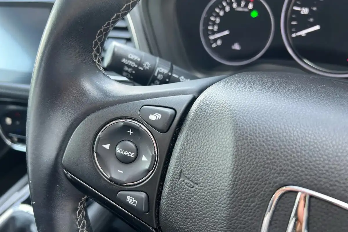 2019-honda-hr-v-15-i-vtec-ex-big-20