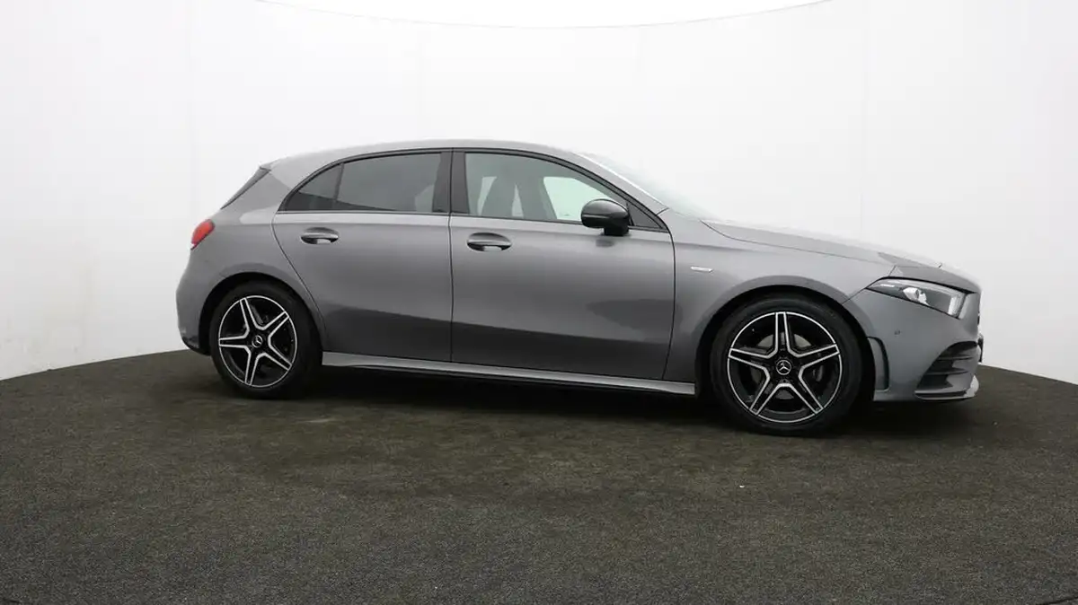 2022-mercedes-benz-a-class-13-a180-amg-line-executive-edition-hatchback-5d-7g-dct-big-41