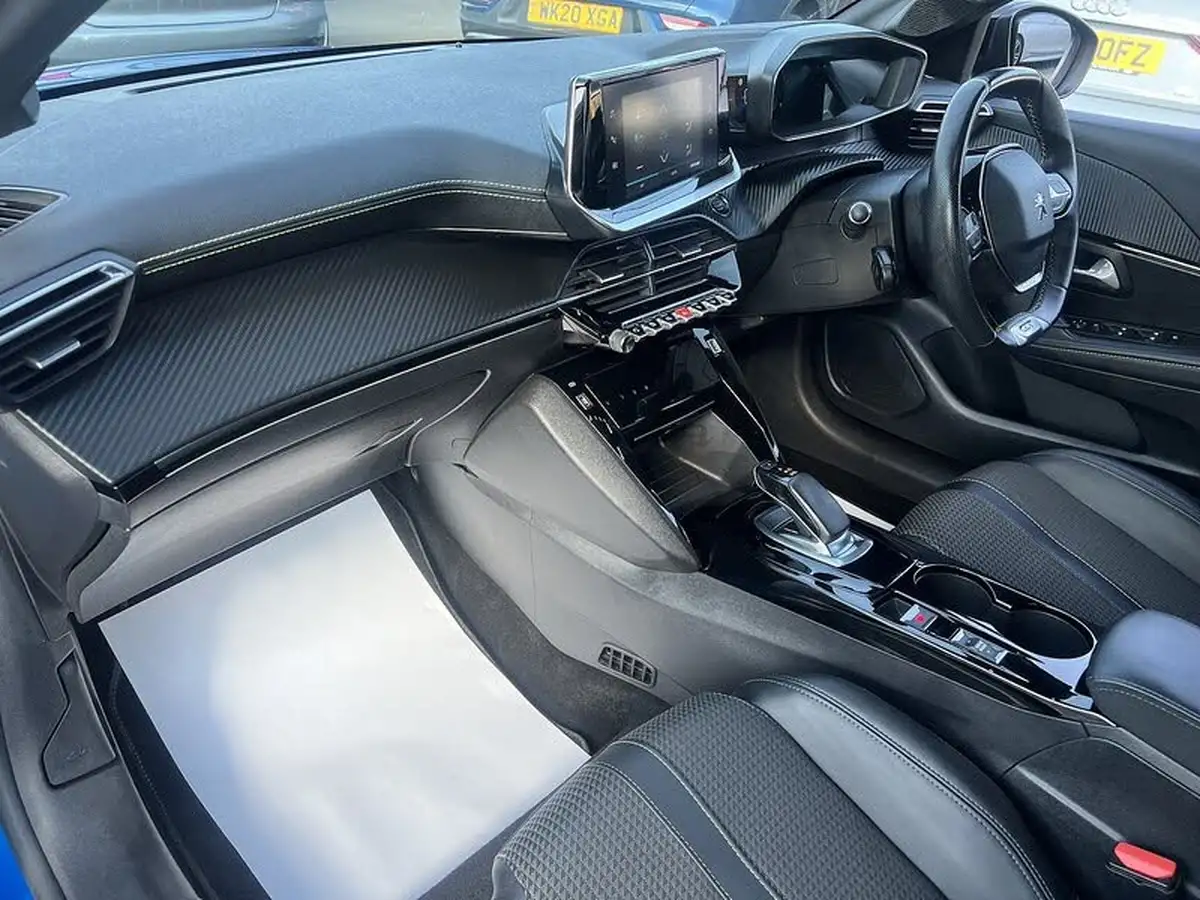 2020-peugeot-208-e-gt-line-big-40
