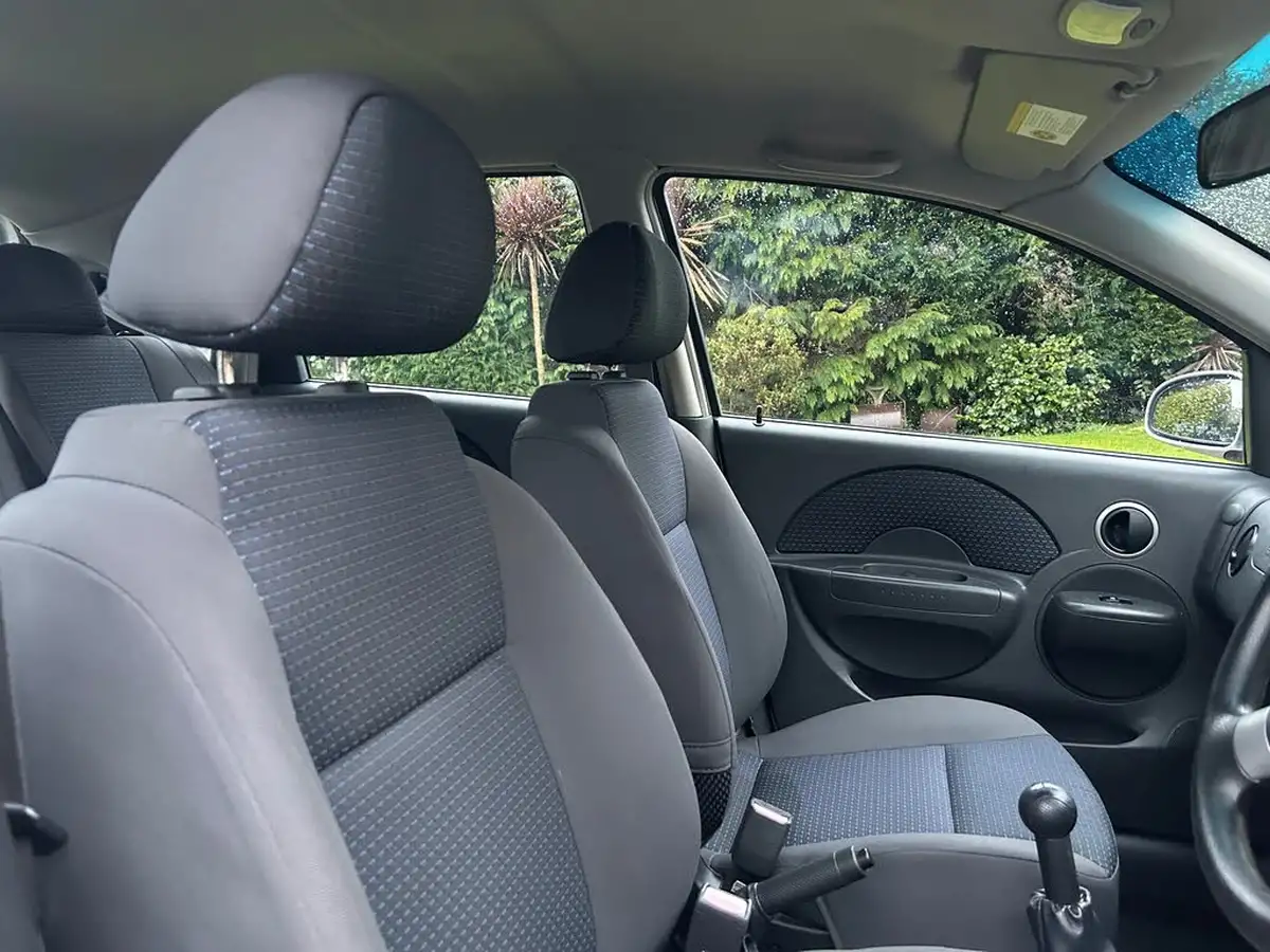 2008-chevrolet-kalos-12-se-big-10