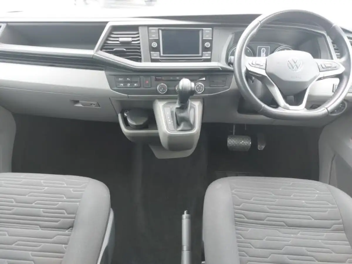 2021-volkswagen-transporter-shuttle-20tdi-t32-se-bmt-lwb-150ps-eu6dt-e-dsg-big-2