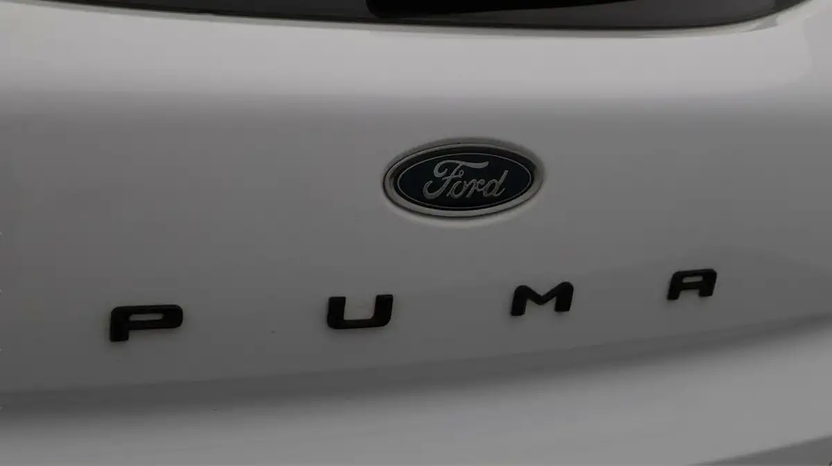 2021-ford-puma-suv-10-st-line-125ps-hybrid-mhev-big-21