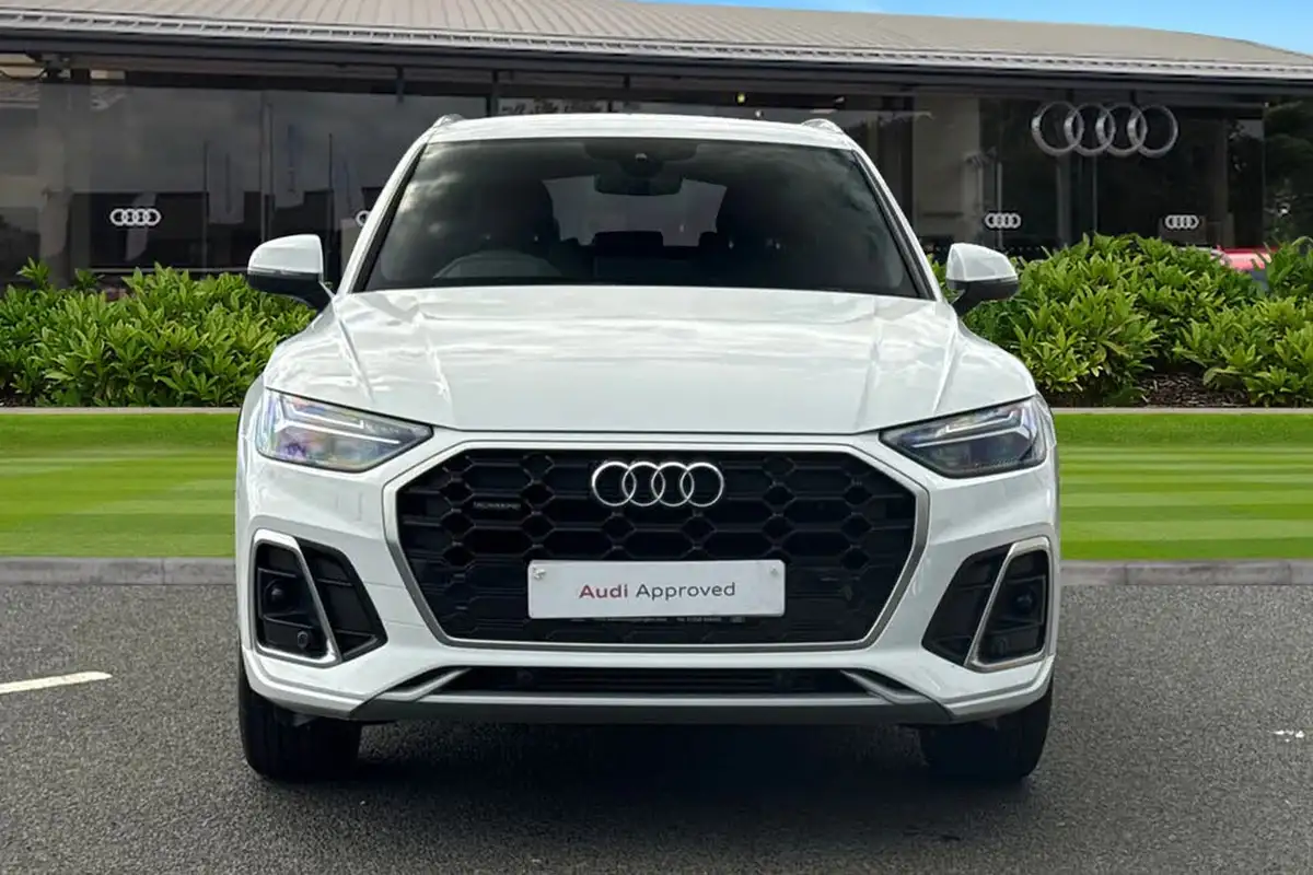 2025-audi-q5-20-45-tfsi-s-line-station-wagon-big-4