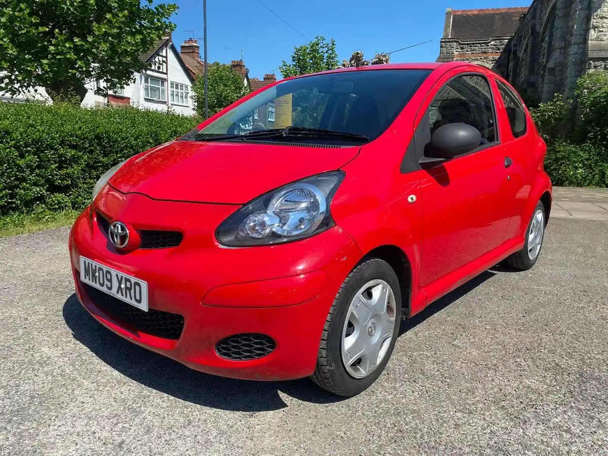 2009-toyota-aygo-10-aygo-3d-big-0