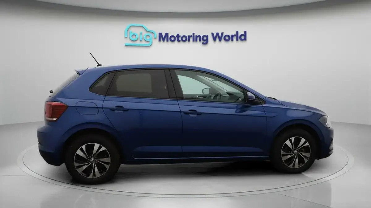 2021-volkswagen-polo-10-tsi-match-big-8
