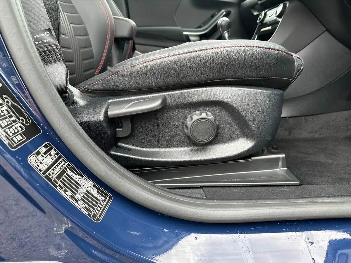 2023-ford-puma-suv-10-st-line-x-125ps-big-29
