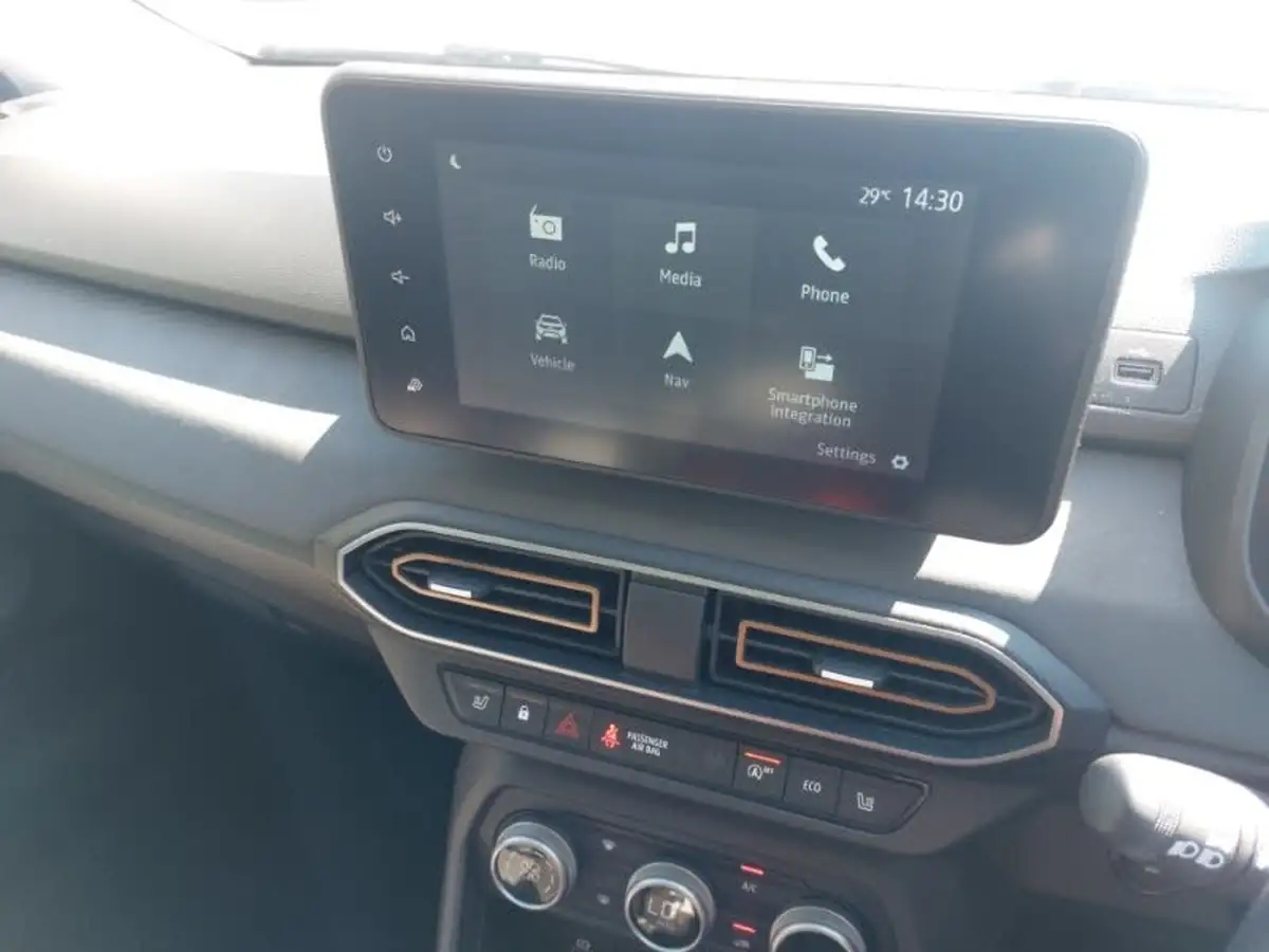 2024-dacia-sandero-stepway-10-tce-extreme-90bhp-big-13