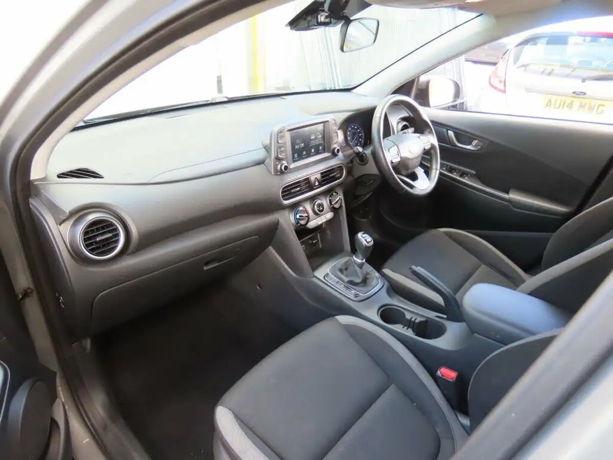 2018-hyundai-kona-10-t-gdi-se-big-3