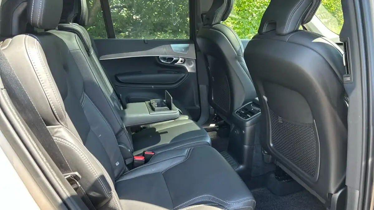 2024-volvo-xc90-20-t8-ultimate-dark-big-5