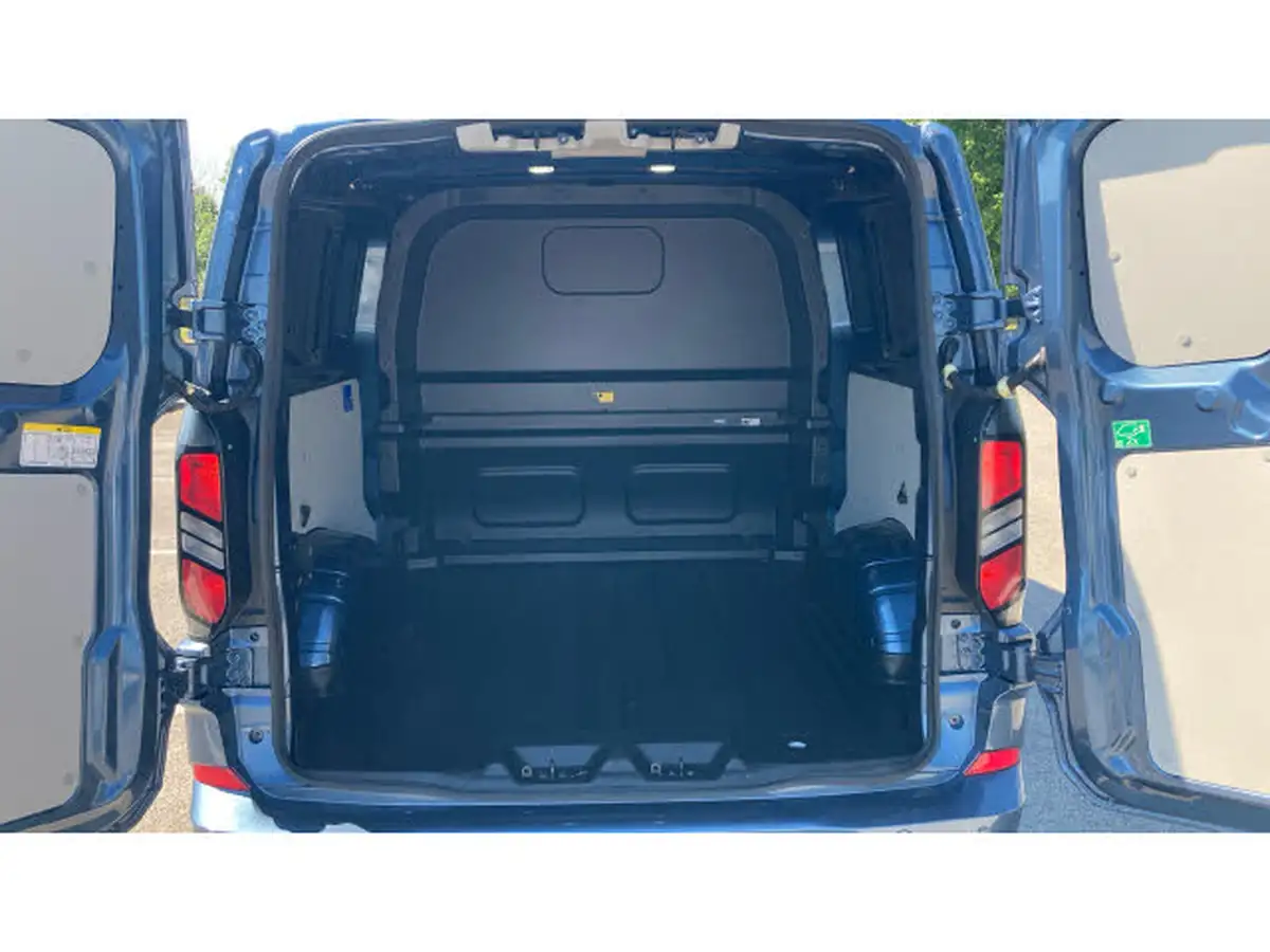 2024-ford-transit-custom-20tdci-300-l2h1-limited-136pseu6e-double-cab-in-van-1997cc-auto-big-11