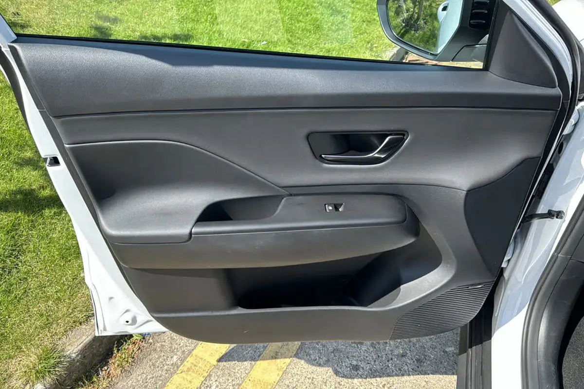 2024-hyundai-kona-10-t-gdi-n-line-s-120ps-dct-big-35