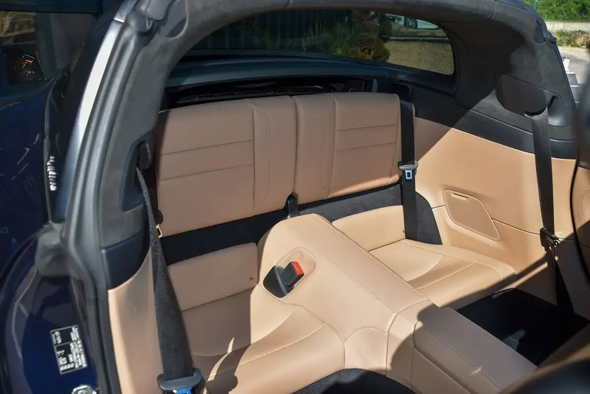 2021-porsche-911-30-targa-4s-big-6