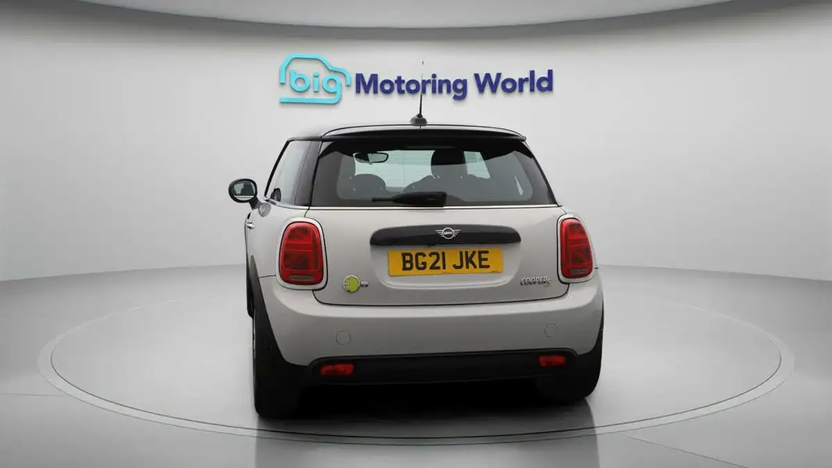 2021-mini-cooper-e-cooper-s-2-big-6