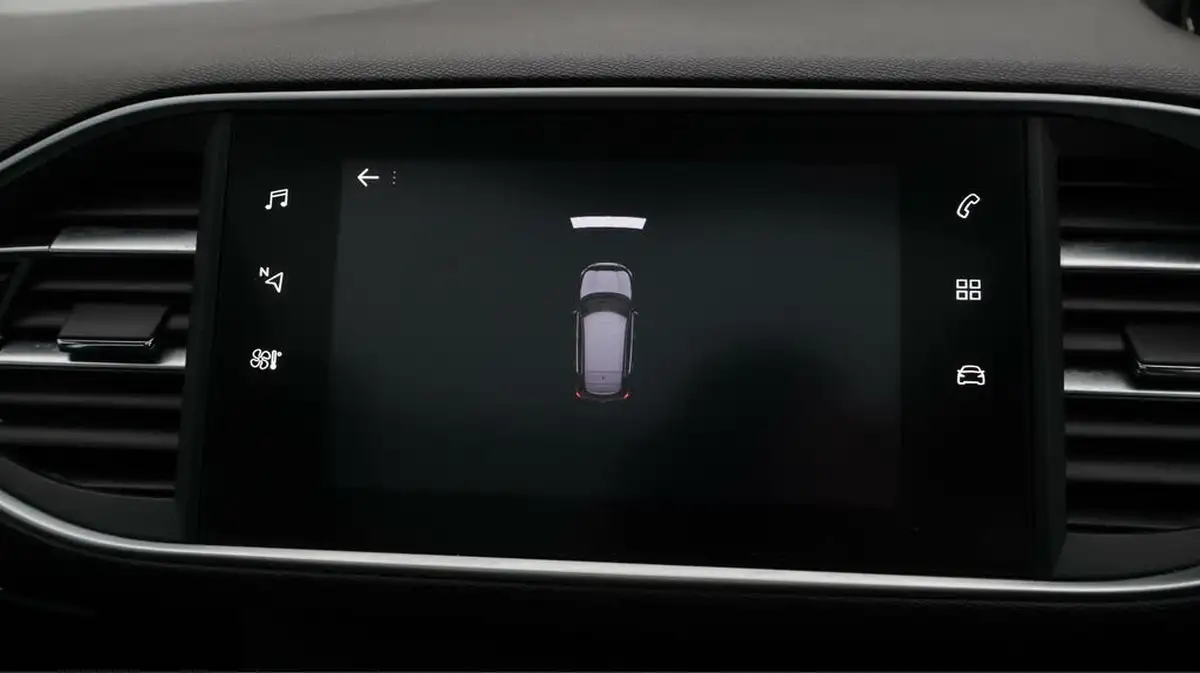 2020-peugeot-308-15-bluehdi-allure-big-25