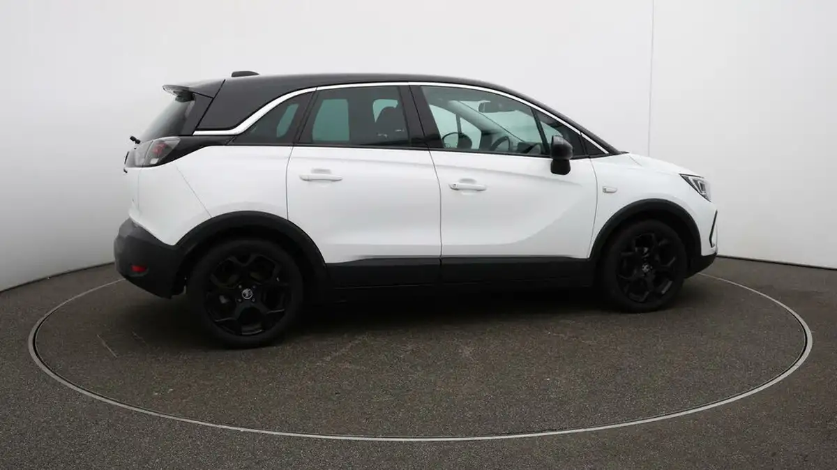 2022-vauxhall-crossland-12i-gs-line-big-49