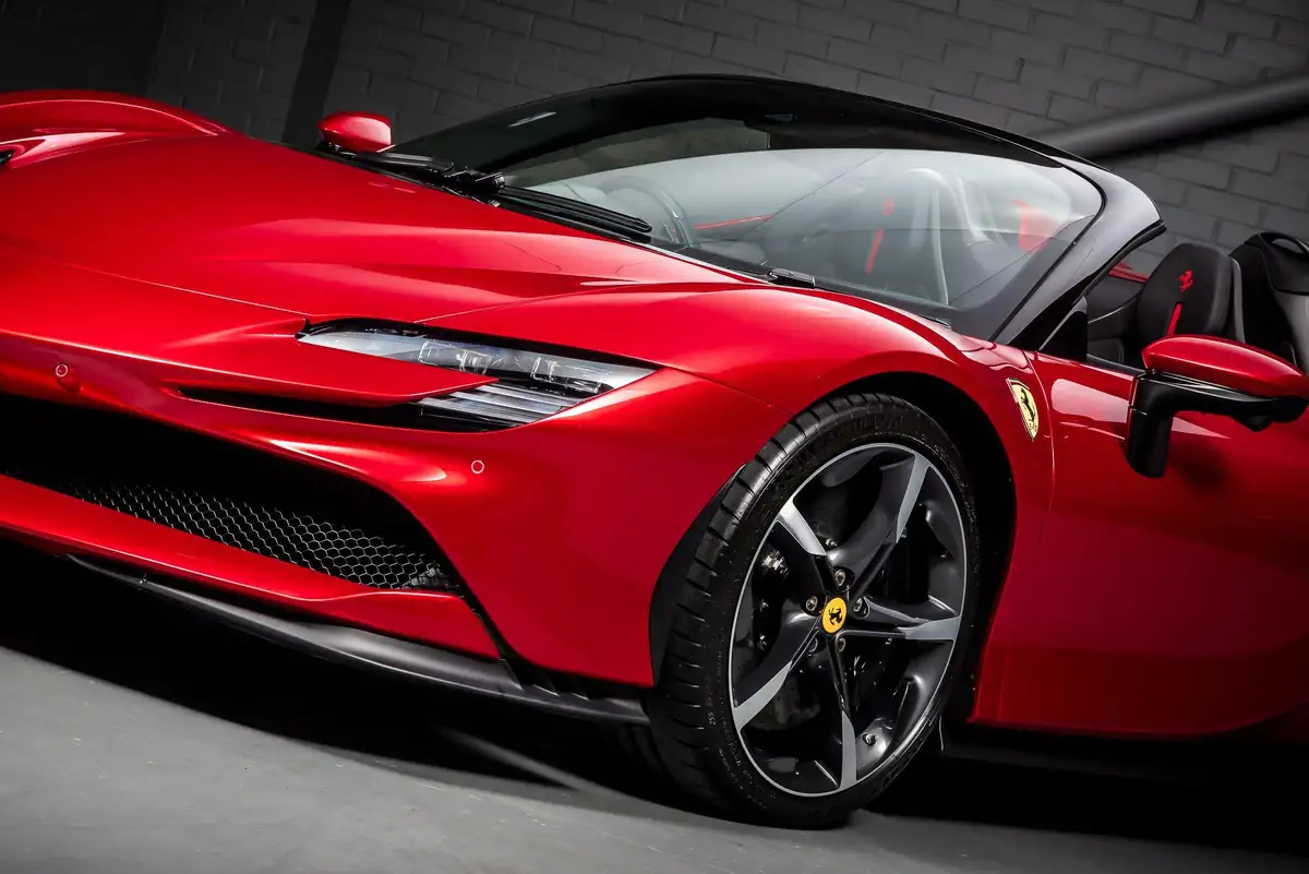 2023-ferrari-sf90-40t-v8-f1-dct-ss-4wd-big-16