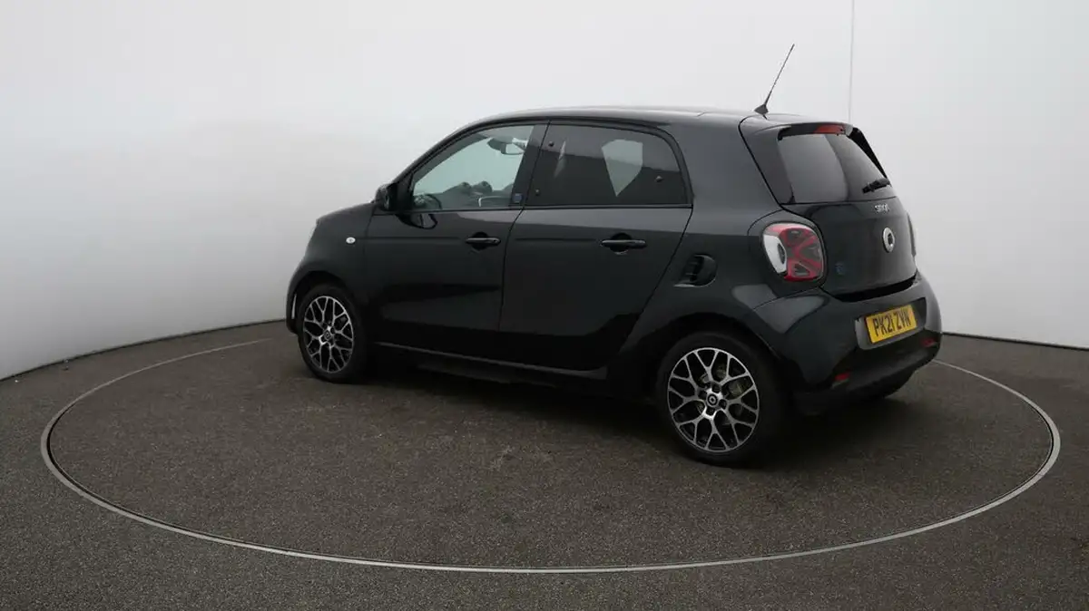 2021-smart-forfour-eq-exclusive-big-61
