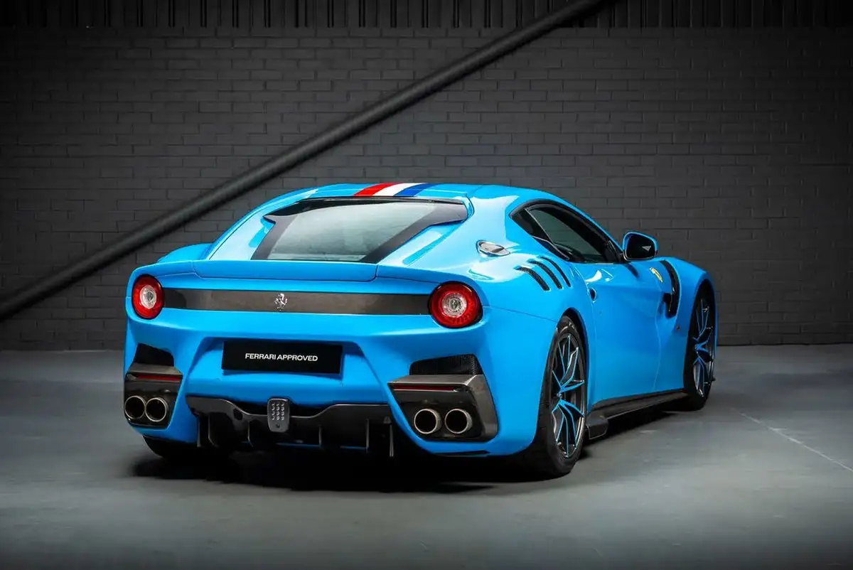2017-ferrari-f12berlinetta-62-big-6