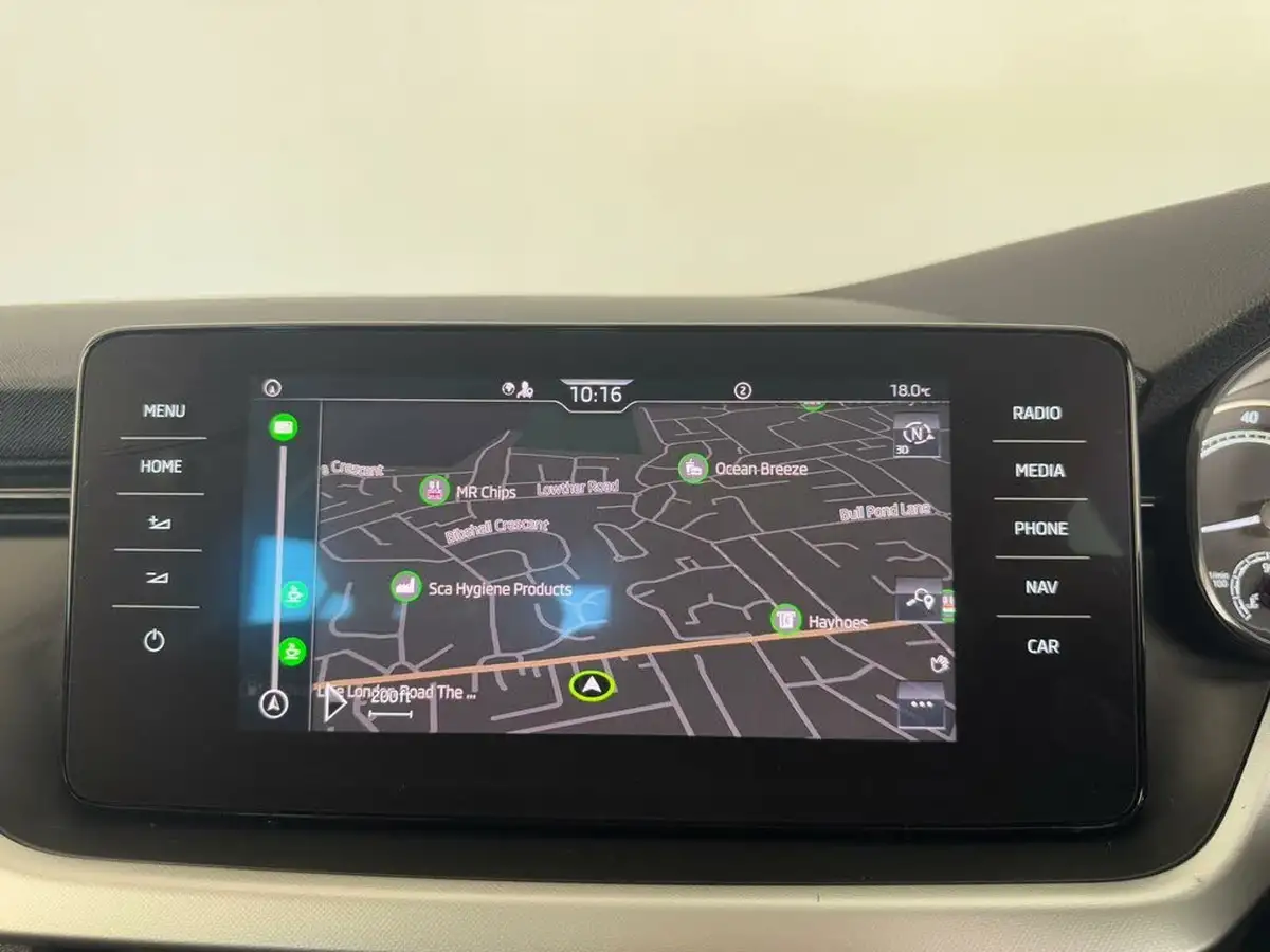 2023-skoda-kamiq-10-tsi-se-drive-110ps-big-35