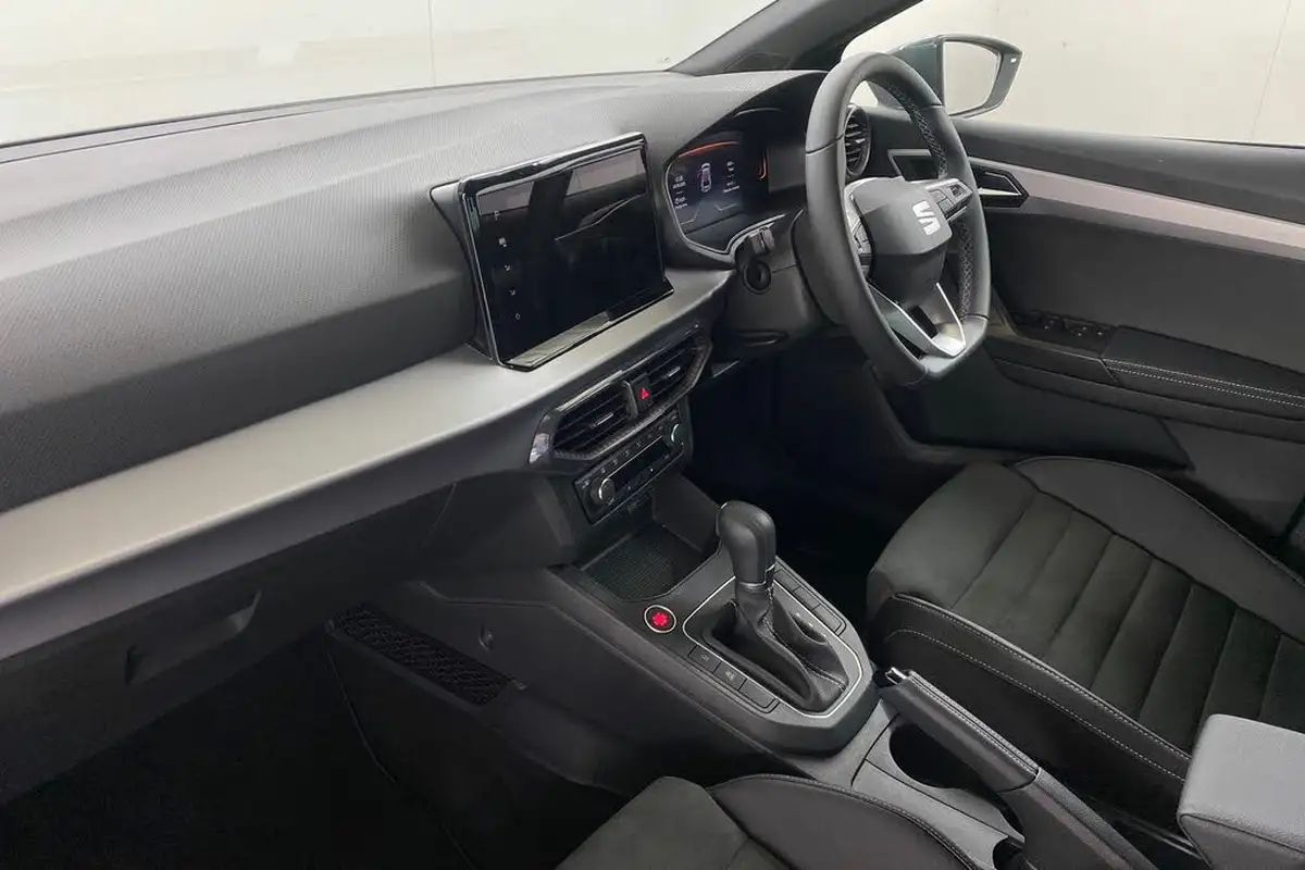 2025-seat-ibiza-10-tsi-xcellence-115ps-dsg-big-13