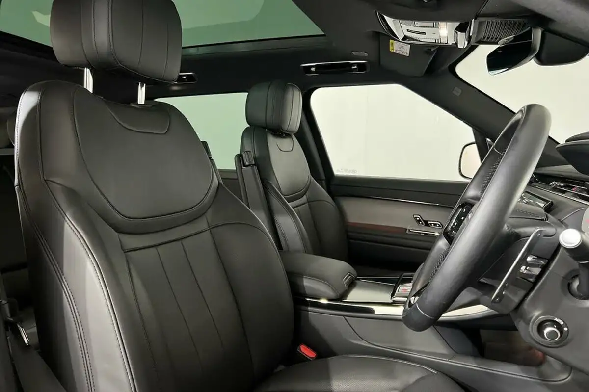 2024-land-rover-range-rover-sport-30-d300-dynamic-se-big-21