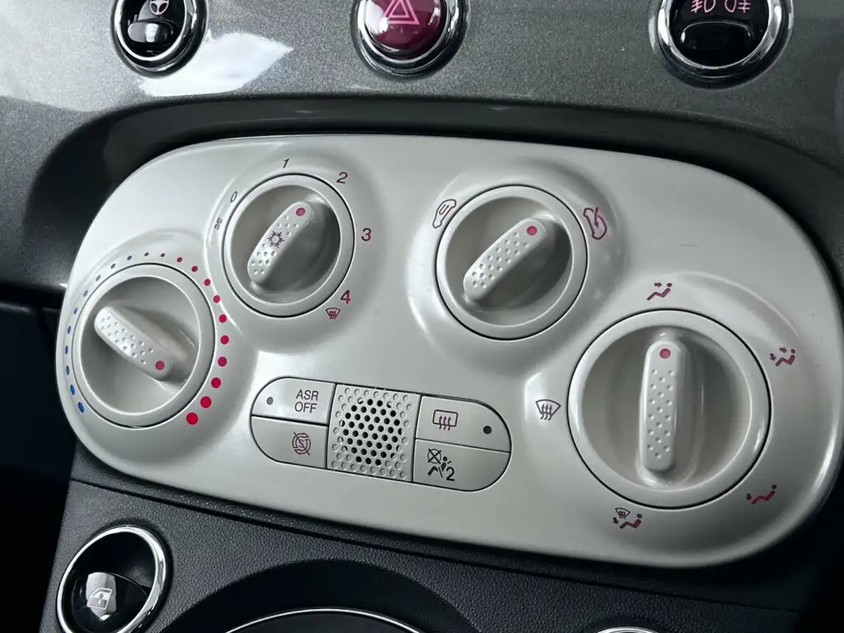 2016-fiat-500-12-lounge-dualogic-big-38
