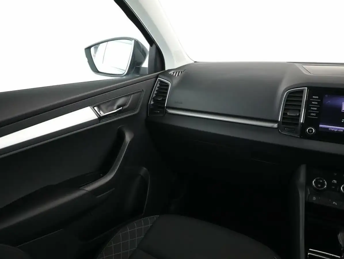 2021-skoda-karoq-15-tsi-se-technology-dsg-big-26