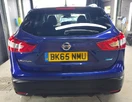 2015-nissan-qashqai-15dci-tekna-small-2