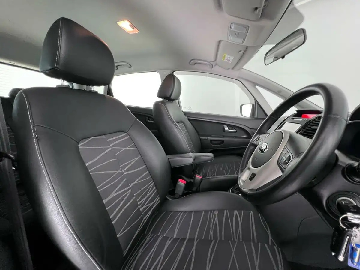 2019-kia-venga-16-3-auto-big-10