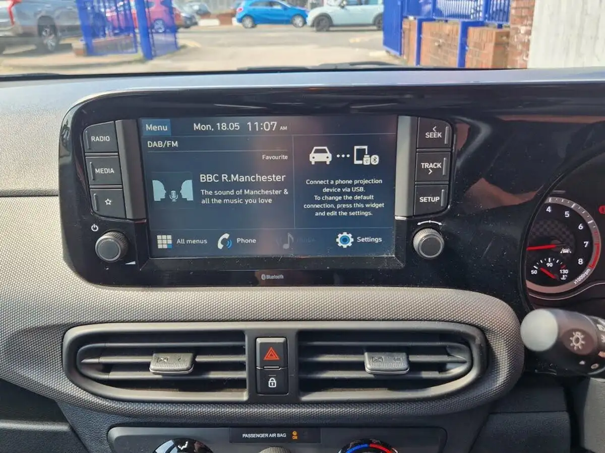 2021-hyundai-i10-10-se-connect-big-19