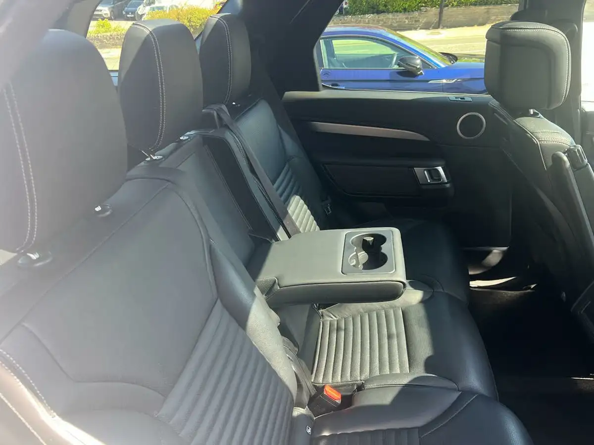 2021-land-rover-discovery-30-d250-r-dynamic-se-250ps-big-20