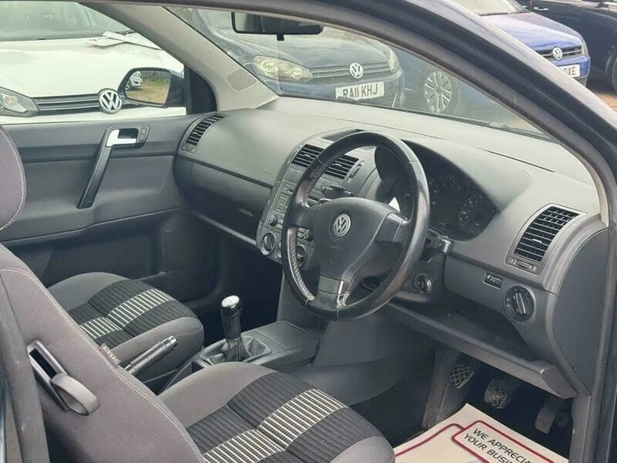 2008-volkswagen-polo-14-match-80ps-3d-big-14