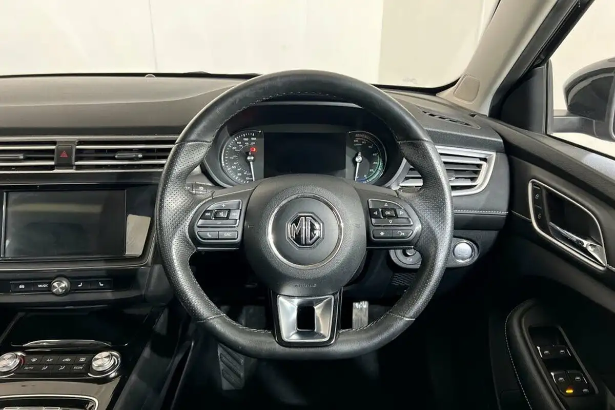 2022-mg-mg5-e-exclusive-ev-long-range-big-11