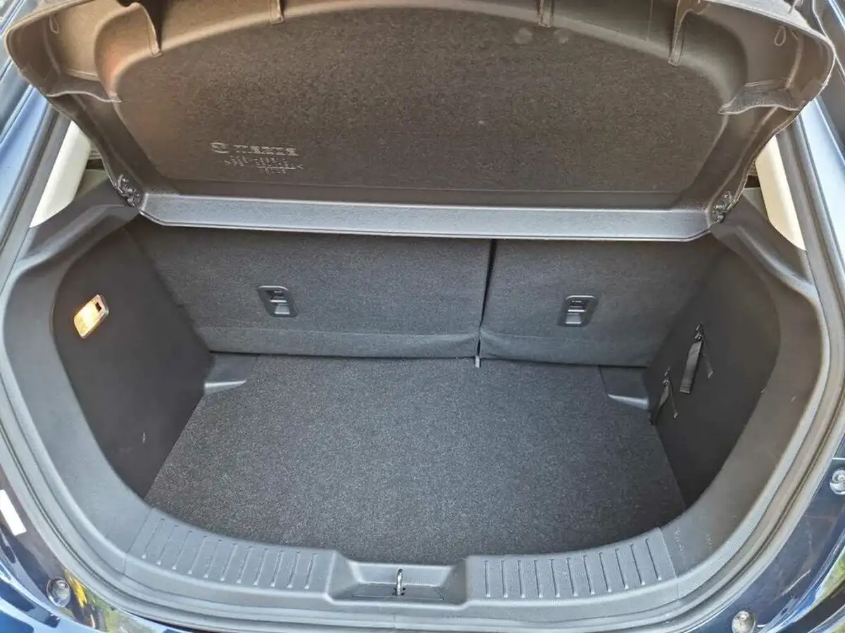 2022-mazda-mazda2-15-e-skyactiv-g-sport-big-15