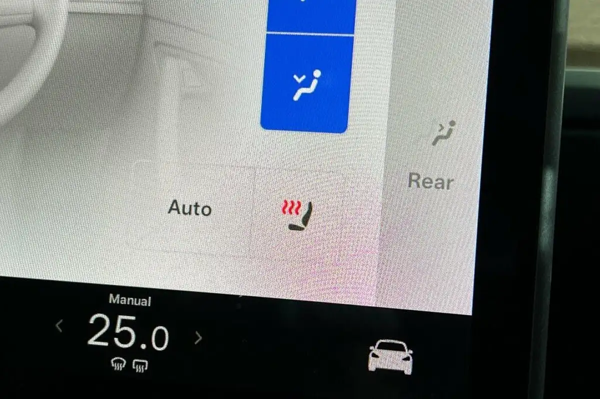 2020-tesla-model-3-e-long-range-big-27