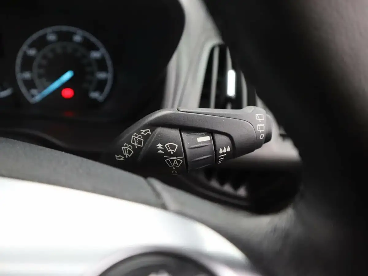 2022-ford-tourneo-connect-15-titanium-120ps-ecoblue-1499cc-powershift-big-24