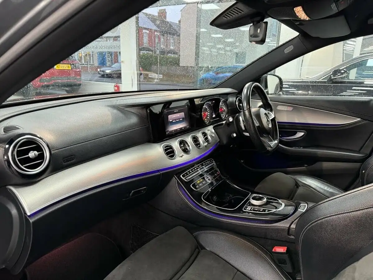 2016-mercedes-benz-e-class-20d-e220d-amg-line-ss-saloon-4d-big-12