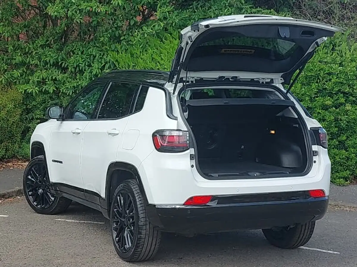 2024-jeep-compass-13-gse-s-big-11