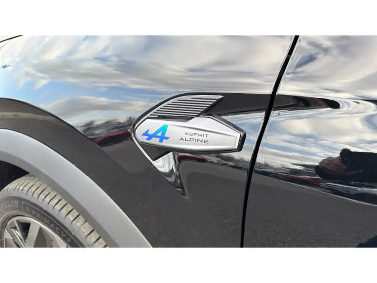 2025-renault-captur-16-esprit-alpine-big-20