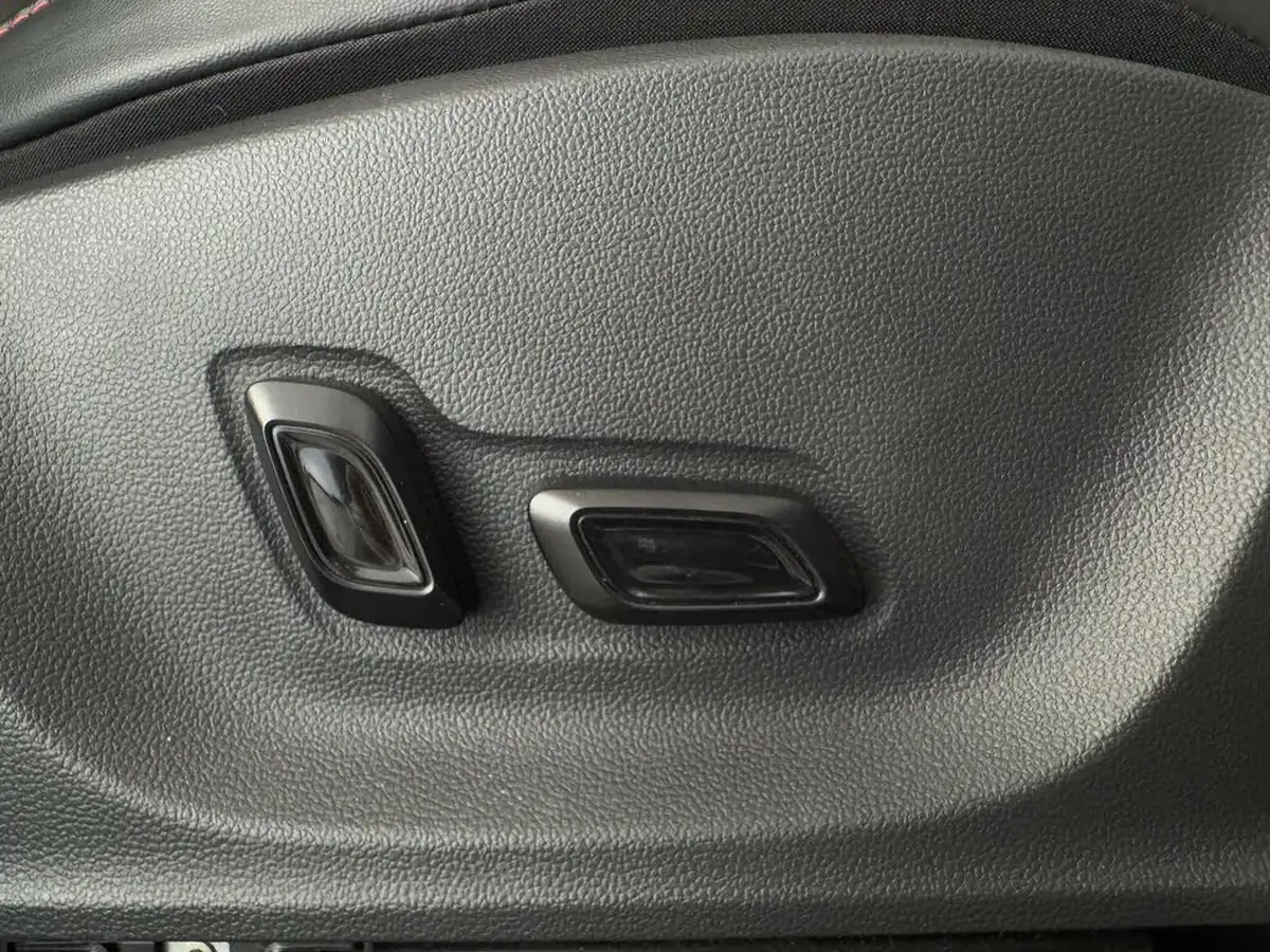 2022-mg-zs-suv-15-vti-tech-exclusive-big-12