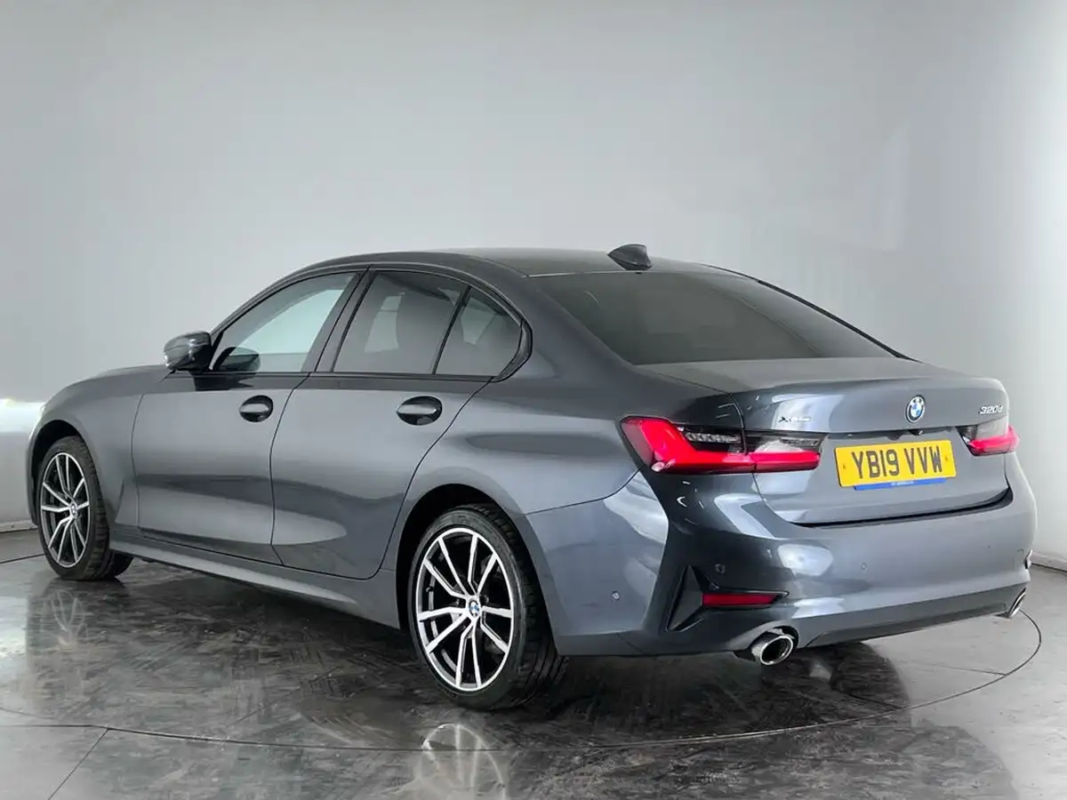 2019-bmw-3-series-20td-320d-xdrive-sport-188bhp-saloon-4d-big-2