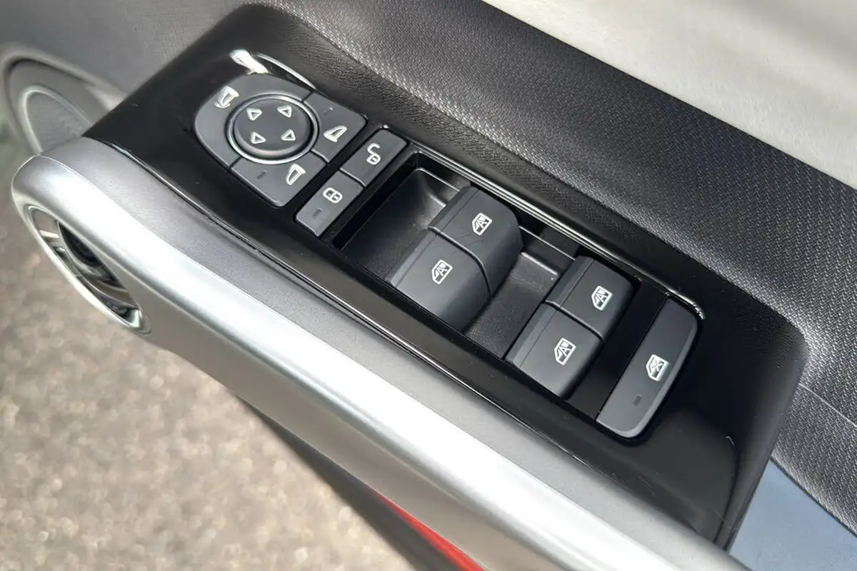 2024-byd-atto-3-e-design-big-23
