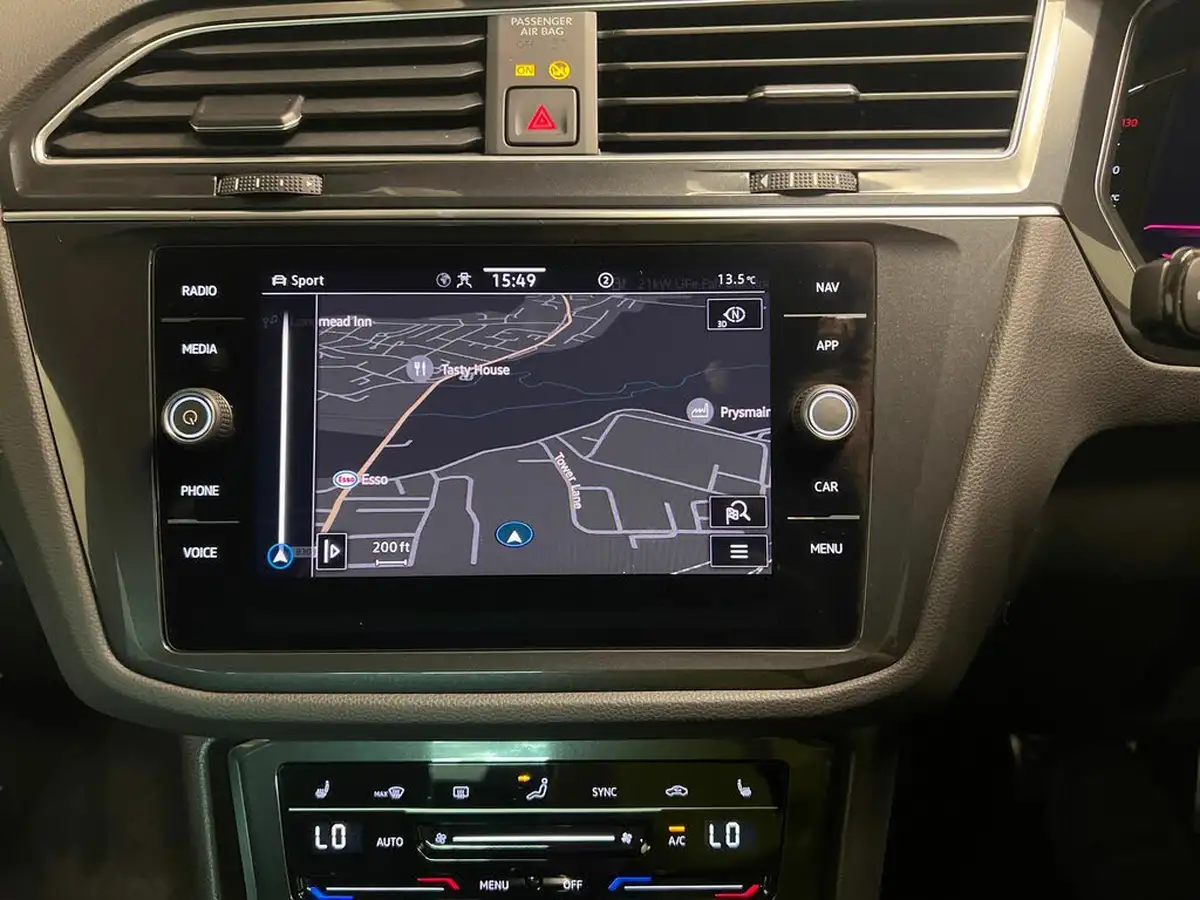 2023-volkswagen-tiguan-15-tsi-r-line-edition-big-4