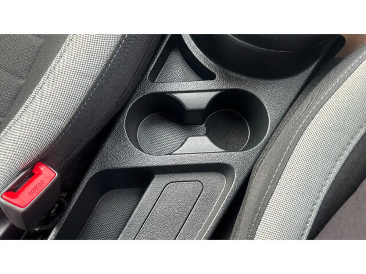 2024-hyundai-i10-10-advance-63ps-big-36