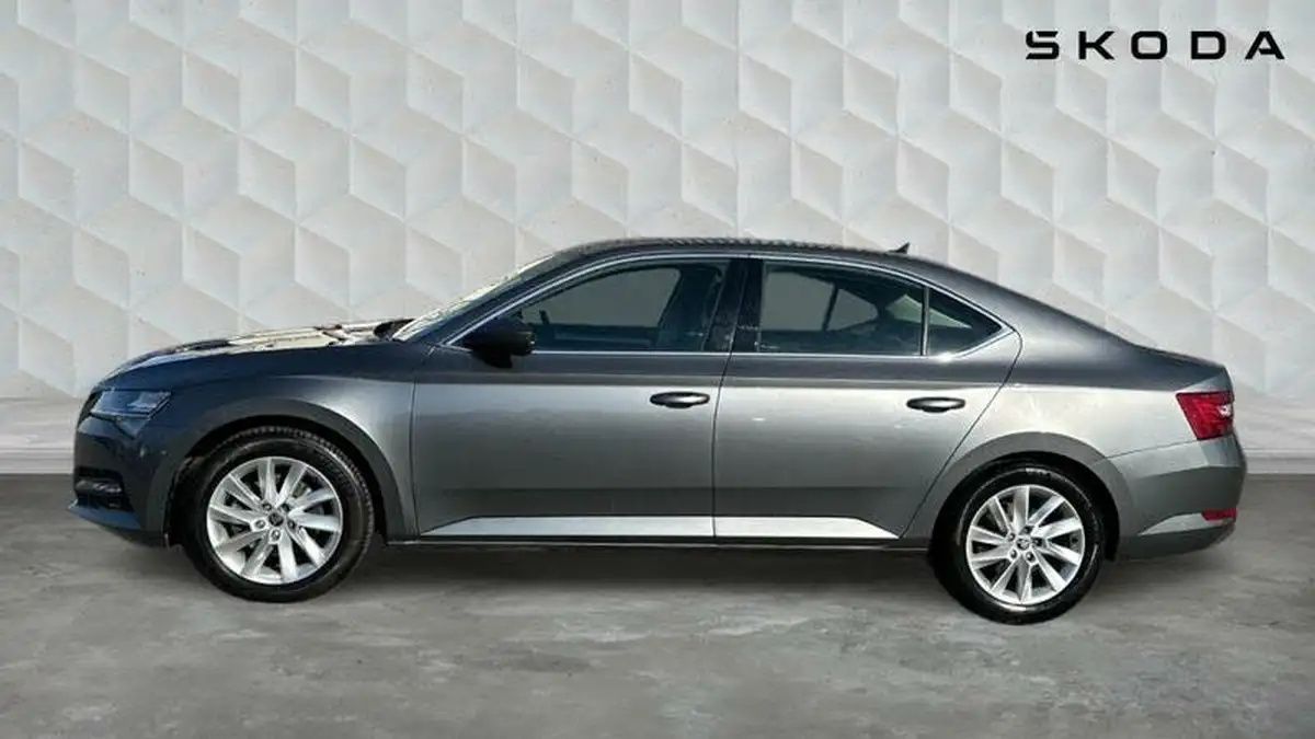 2022-skoda-superb-15-tsi-se-hatchback-dsg-big-3