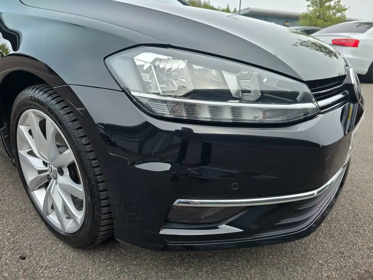 2017-volkswagen-golf-15-tsi-gt-130ps-hatchback-5d-dsg-big-79