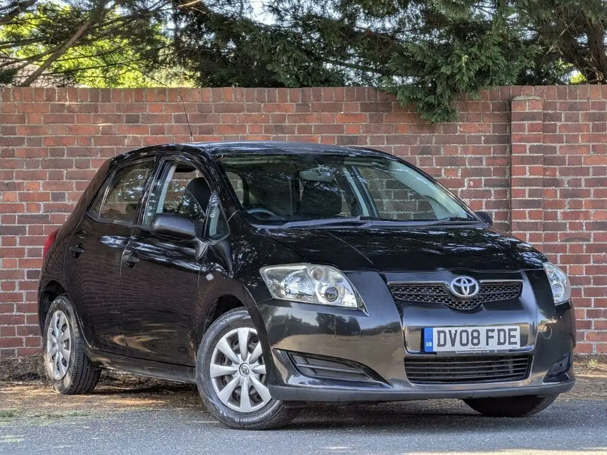 2008-toyota-auris-14-t2-5d-big-0